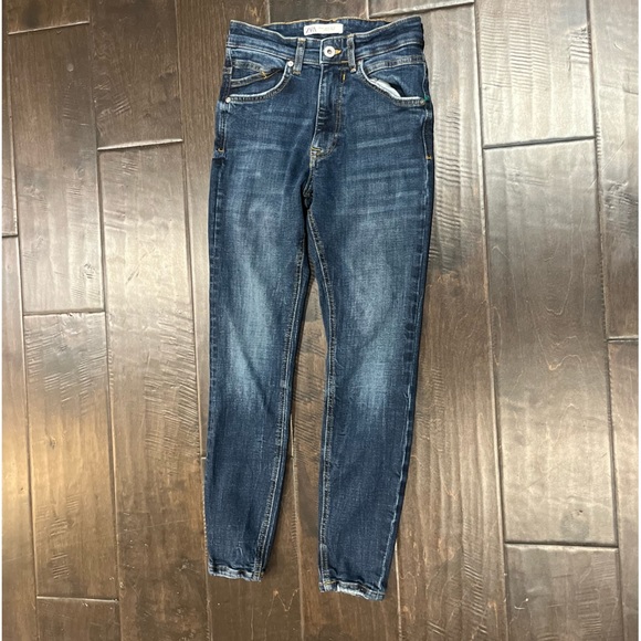 Zara Denim - Almost New Zara jeans